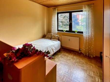 Schlafzimmer Schlafzimmer - Etagenwohnung in 67346 Speyer mit 66m² kaufen