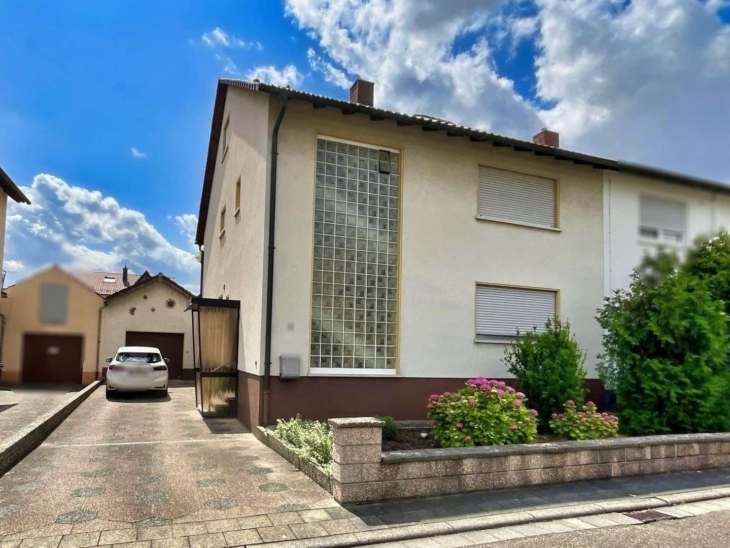 Straßenansicht - Einfamilienhaus in 67459 Böhl-Iggelheim mit 160m² kaufen
