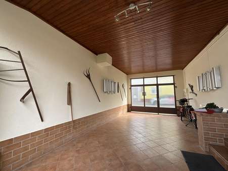 Hofeingang - Hoftor Hofeingang - Hoftor - Zweifamilienhaus in 68642 Bürstadt mit 151m² kaufen