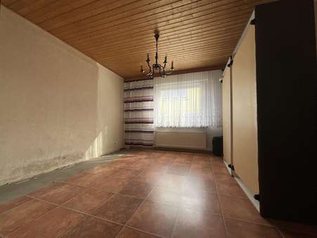 EG: Schlafzimmer EG: Schlafzimmer - Zweifamilienhaus in 68642 Bürstadt mit 151m² kaufen