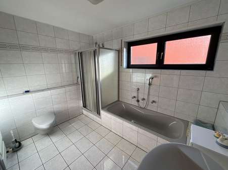 Tageslichtbad Tageslichtbad - Doppelhaushälfte in 67069 Ludwigshafen mit 125m² kaufen