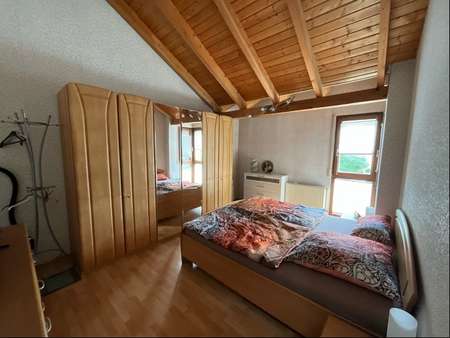 Schlafzimmer Schlafzimmer - Reihenmittelhaus in 67069 Ludwigshafen mit 119m² kaufen