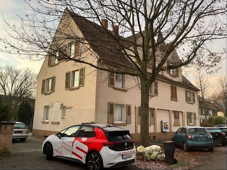 Seitlicher Blick Seitlicher Blick - Mehrfamilienhaus in 67227 Frankenthal mit 366m² kaufen