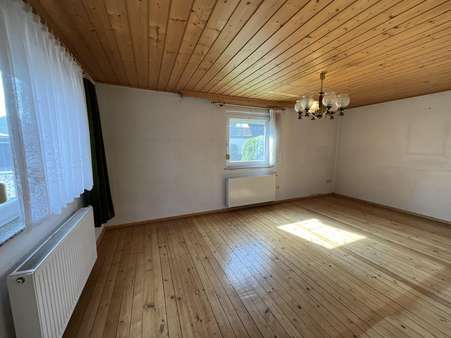 Wohnzimmer - Einfamilienhaus in 67133 Maxdorf mit 88m² kaufen