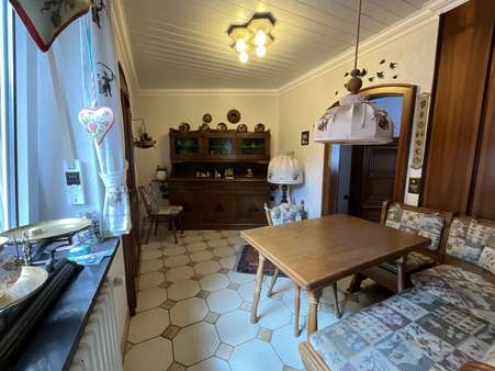 Esszimmer EG Esszimmer EG - Zweifamilienhaus in 67071 Ludwigshafen mit 182m² kaufen