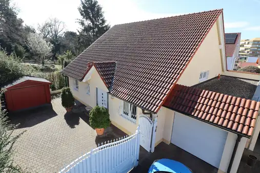 Bungalow in begehrter Lage im Fronhof 1
