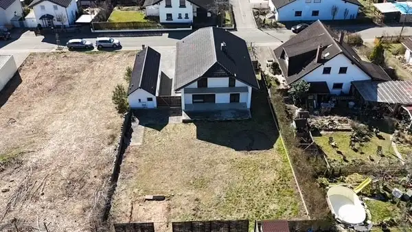 Komfort und Stil vereint - Freistehendes Einfamilienhaus in begehrter Lage