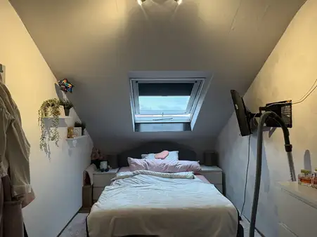 Etagenwohnung mit Balkon