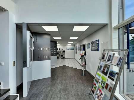 Halle in 67435 Neustadt mit 1970m² kaufen