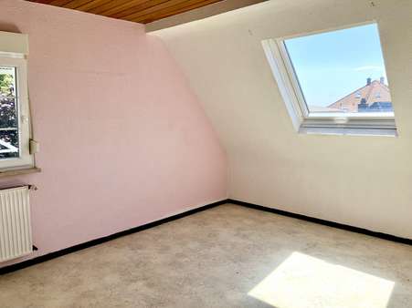 Dachgeschosswohnung in 67269 Grünstadt mit 55m² kaufen