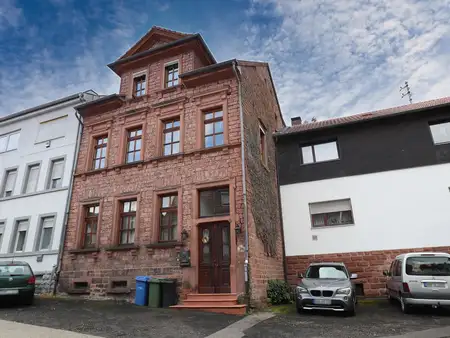 Historisches Wohnhaus in Lambrecht mit viel Charme 