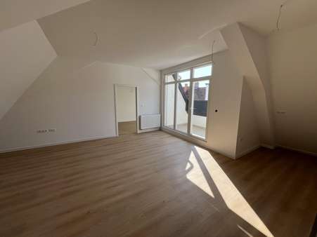 Wohnen/Essen - Dachgeschosswohnung in 76726 Germersheim mit 58m² kaufen