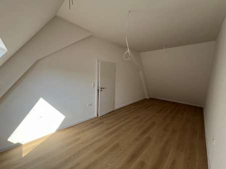 Wohnen/Essen - Dachgeschosswohnung in 76726 Germersheim mit 58m² kaufen