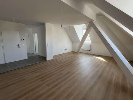 Wohnen/Essen/Küche - Dachgeschosswohnung in 76726 Germersheim mit 65m² kaufen