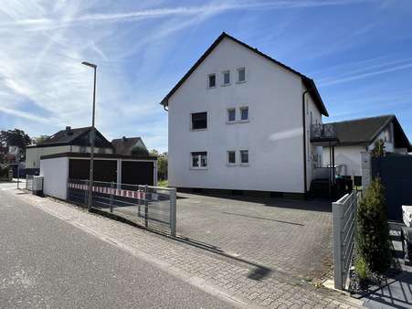 Hofansicht - Mehrfamilienhaus in 76751 Jockgrim mit 183m² kaufen