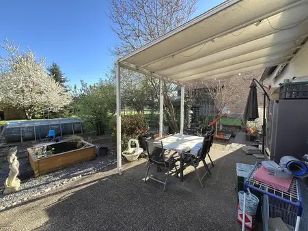 Gemütliches Haus mit großem Garten + Haus zum Vermieten!
