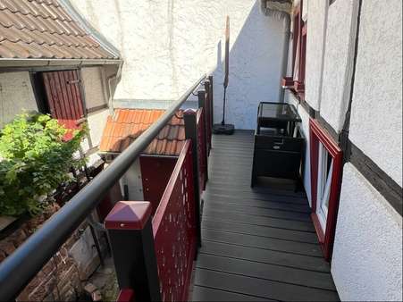 Balkon zum Innenhof - Reihenmittelhaus in 76855 Annweiler mit 145m² kaufen