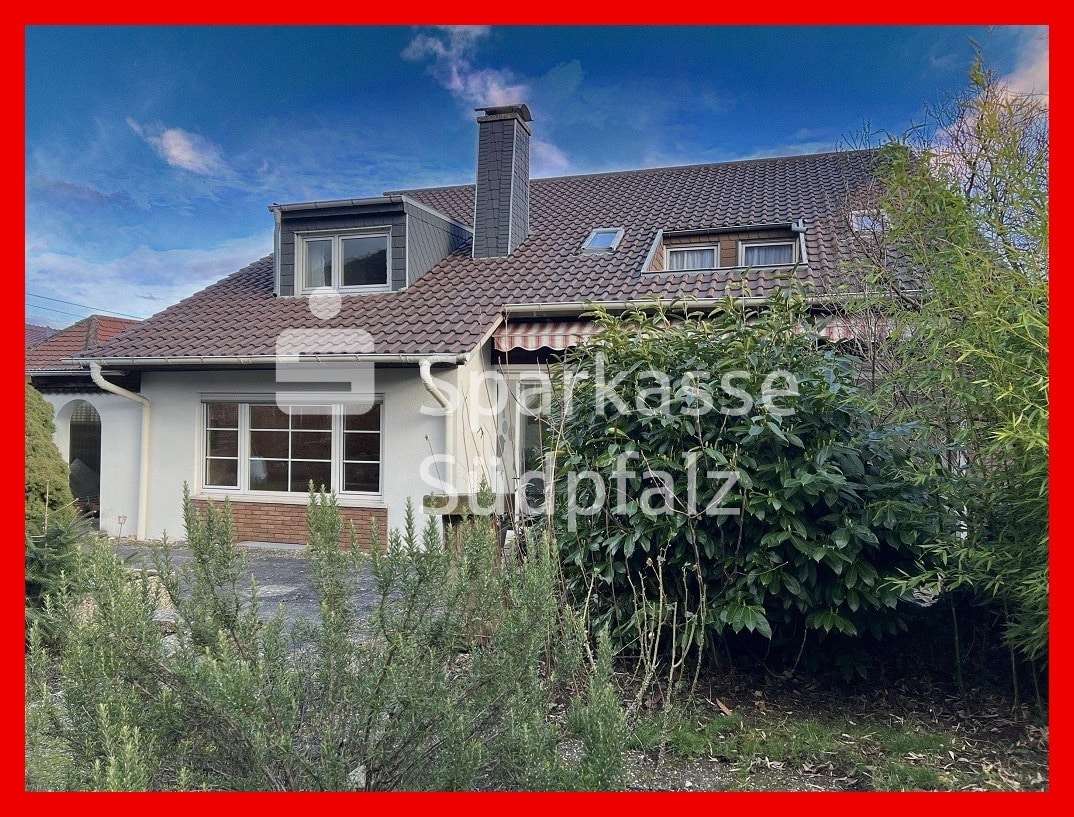 Zweifamilienhaus in 76835 Burrweiler mit 318m² kaufen