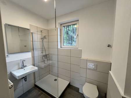 Badezimmer Wohnung EG (klein) - Mehrfamilienhaus in 76829 Landau mit 363m² kaufen