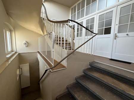 Treppenhaus - Mehrfamilienhaus in 76829 Landau mit 363m² kaufen