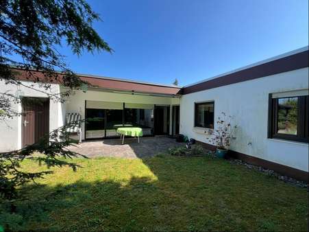 Gartenansicht Gartenansicht - Einfamilienhaus in 76744 Wörth mit 123m² kaufen