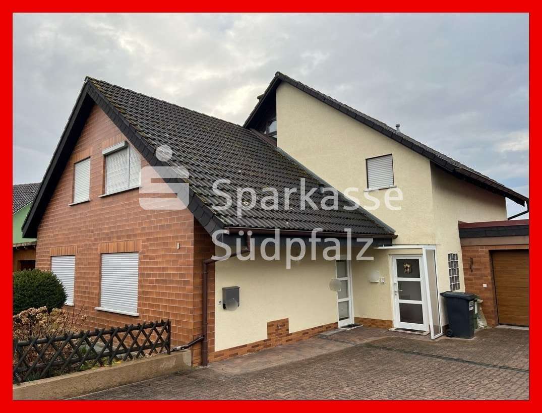 Hausansicht - Zweifamilienhaus in 76863 Herxheim mit 220m² kaufen
