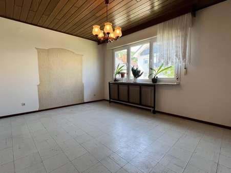 Esszimmer - Bungalow in 76835 Gleisweiler mit 93m² kaufen