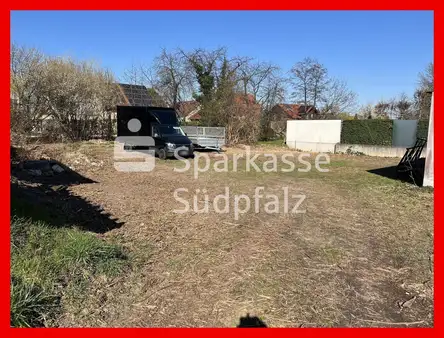Baugrundstück für Wohnen mit Gewerbe
