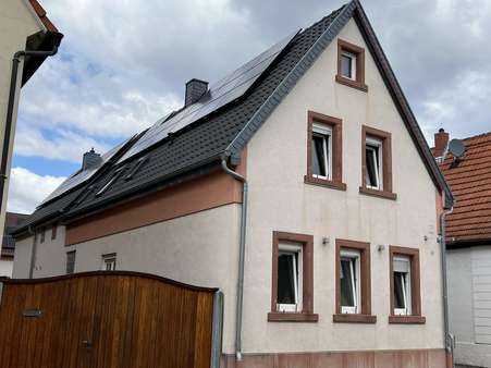 null - Zweifamilienhaus in 67376 Harthausen mit 212m² kaufen