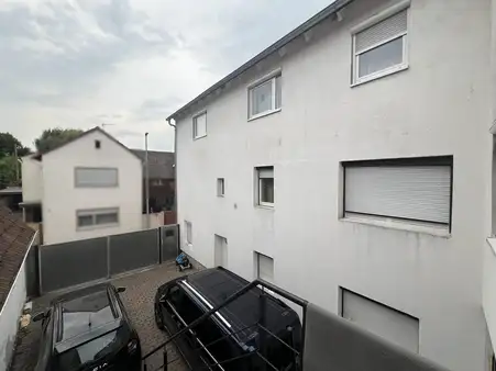 Viel Platz für die Familie - mit Einliegerwohnung!