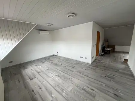 Attraktive Wohnung mit Gartennutzung und 32 m² Nutzfläche