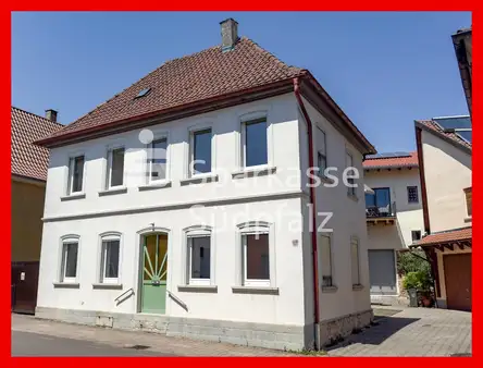 Modernes Wohnen mit historischen Charme – Ihr neues Traumhaus wartet!