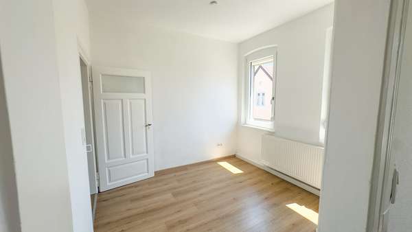 Zimmer 4 Zimmer 4 - Einfamilienhaus in 76835 Flemlingen mit 216m² kaufen