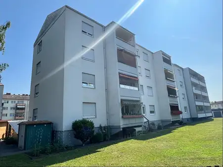 3-Zimmerwohnung mit Balkon in Landau-Ost