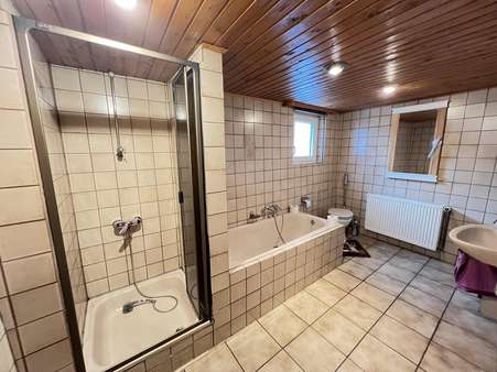 Bad Wohnung 2 - Einfamilienhaus in 76889 Klingenmünster mit 134m² kaufen