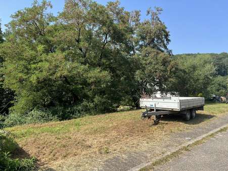Straßenseite Nordansicht Straßenseite Nordansicht - Grundstück in 76857 Silz mit 1096m² kaufen