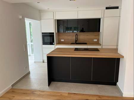hochwertige Einbauküche hochwertige Einbauküche - Einfamilienhaus in 76829 Landau mit 145m² mieten