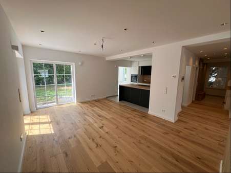 offener Wohn/Küchenbereich offener Wohn/Küchenbereich - Einfamilienhaus in 76829 Landau mit 145m² mieten