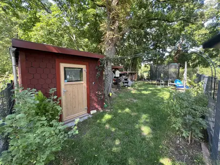 Exklusive Wohnung mit Balkon und Garten
