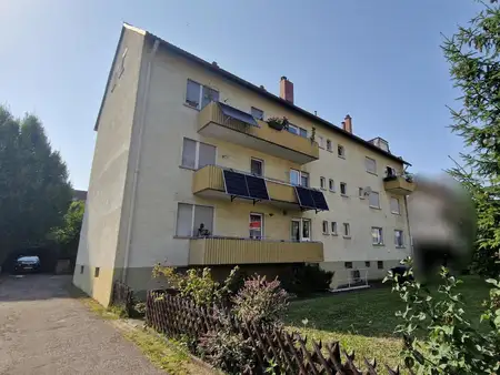 Direkt einziehen und wohlfühlen! Geräumige 5-Zimmerwohnung zzgl. Mansarde