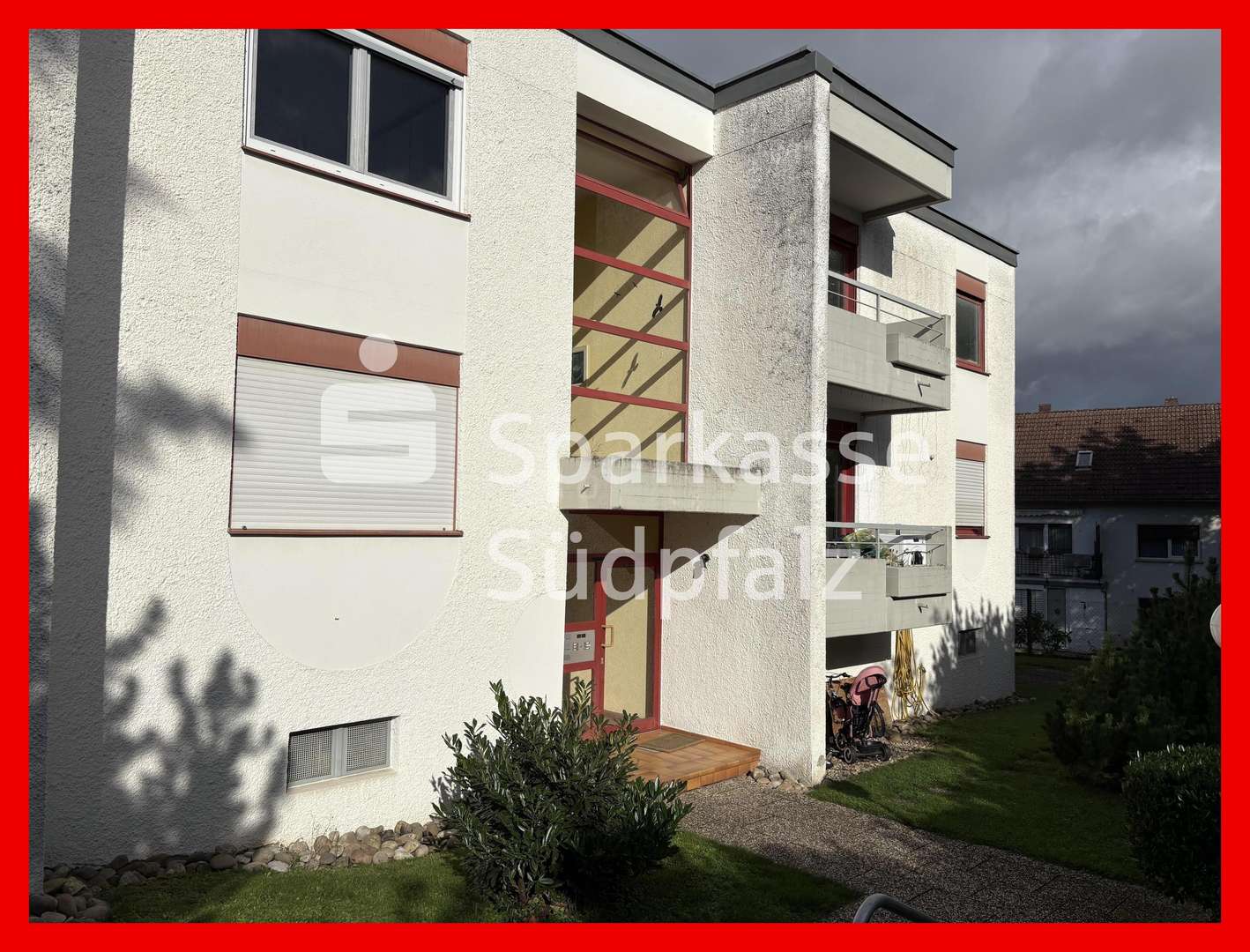 Hausfront Vorderseite - Erdgeschosswohnung in 76887 Bad Bergzabern mit 86m² kaufen