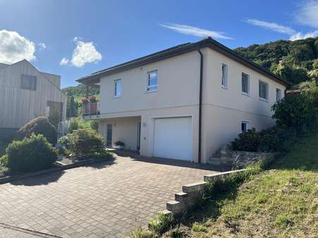 Ansicht Südost - Einfamilienhaus in 76889 Pleisweiler-Oberhofen mit 152m² kaufen