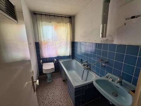 Bad - Zweifamilienhaus in 76761 Rülzheim mit 75m² kaufen