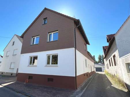 Seitenansicht - Einfamilienhaus in 76776 Neuburg mit 120m² kaufen