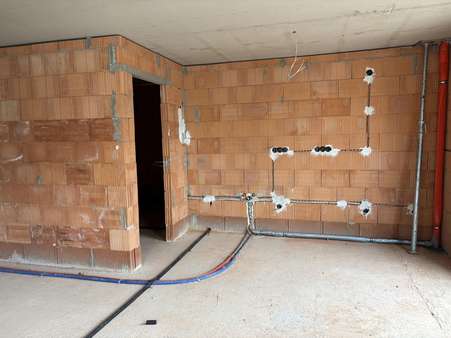 Küche mit Abstellraum - Erdgeschosswohnung in 76879 Hochstadt mit 80m² kaufen