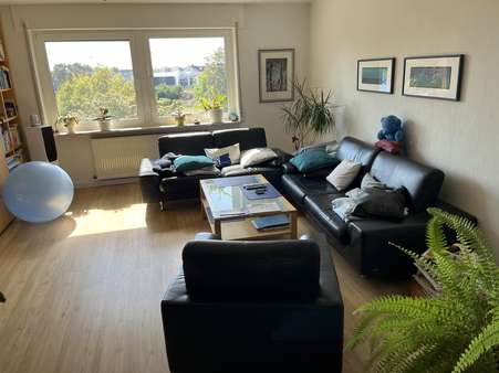 Wohnzimmer - Etagenwohnung in 67547 Worms mit 105m² kaufen