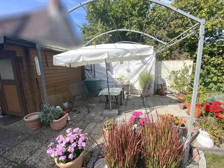 Freisitz im Garten Freisitz im Garten - Zweifamilienhaus in 64683 Einhausen mit 185m² kaufen