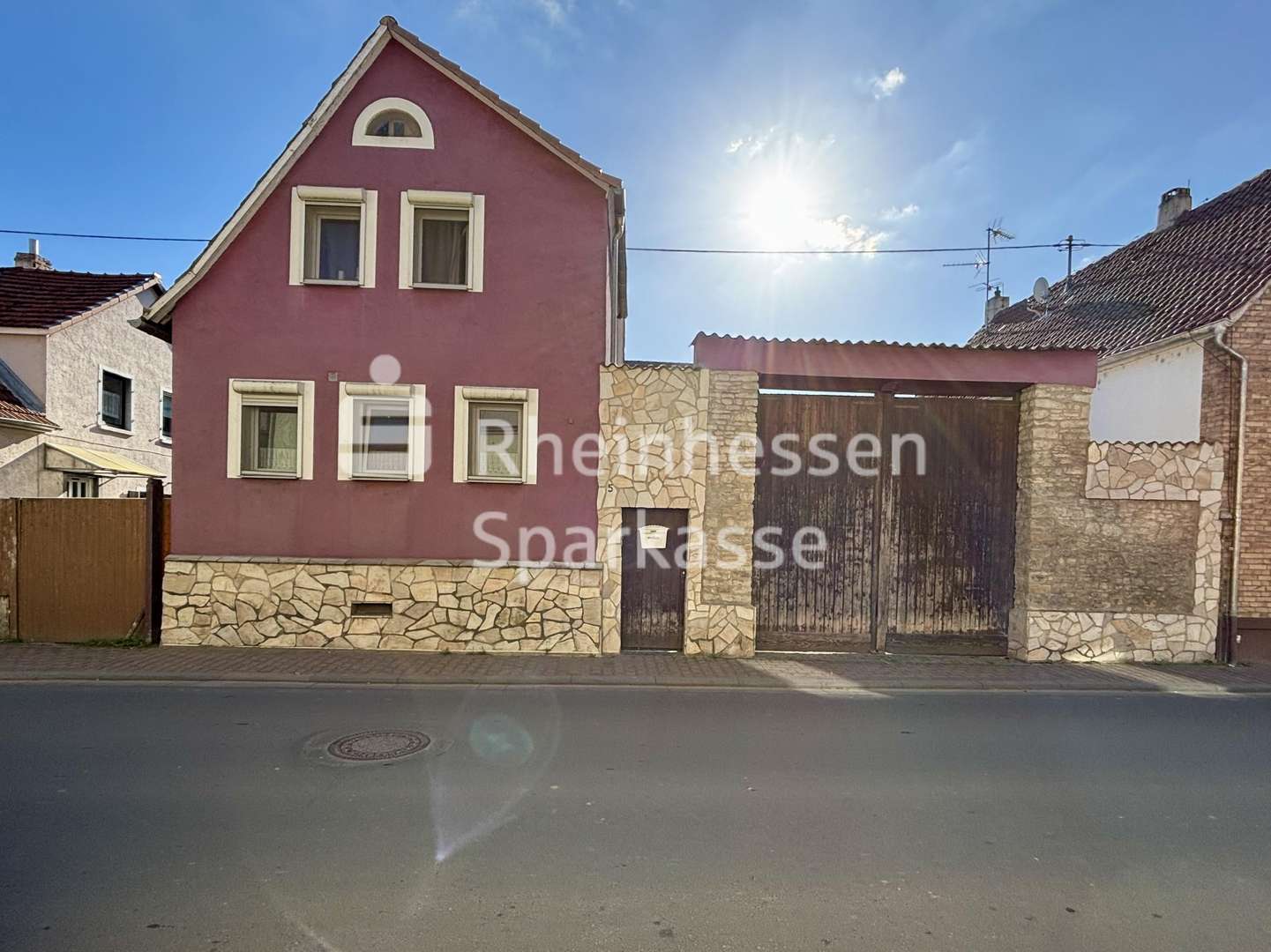 Straßenansicht Straßenansicht - Einfamilienhaus in 67575 Eich mit 106m² kaufen