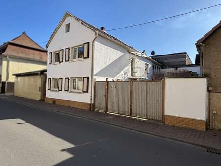 Außenansicht - Einfamilienhaus in 67575 Eich mit 110m² kaufen