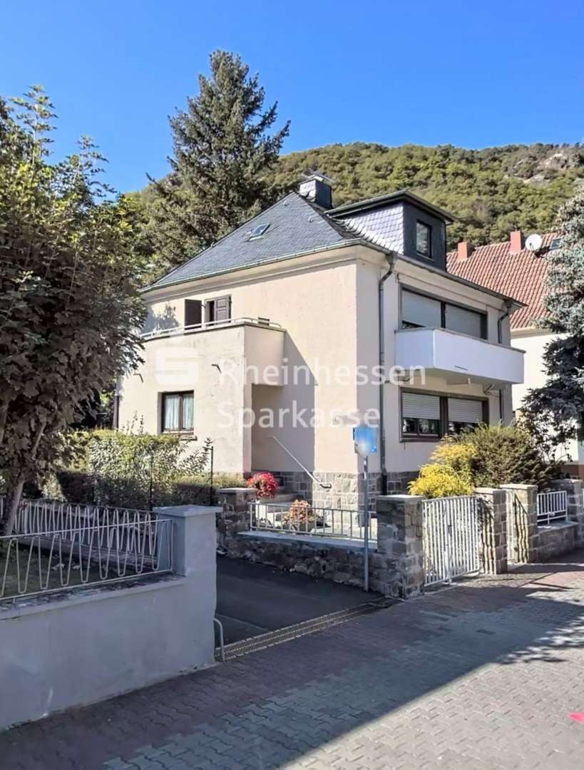 Titel Titel - Einfamilienhaus in 55583 Bad Kreuznach mit 148m² kaufen